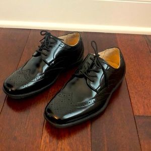 Florsheim Reveal Wingtip Oxford